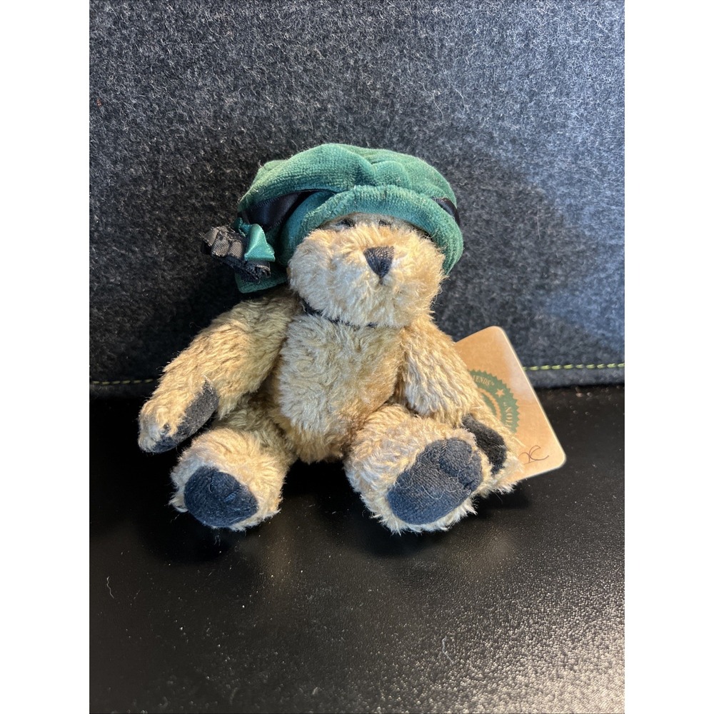 Boyds Bears Blanche de Bearvoire With Green Hat 7" Bear Archive Collection